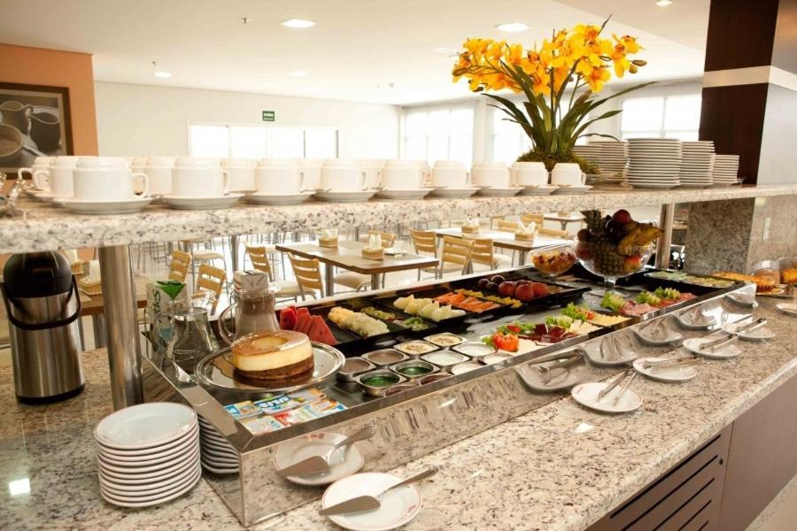 Hotel Serras 4*